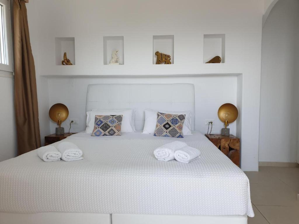 Bellou Suites Mykonos Town Екстер'єр фото